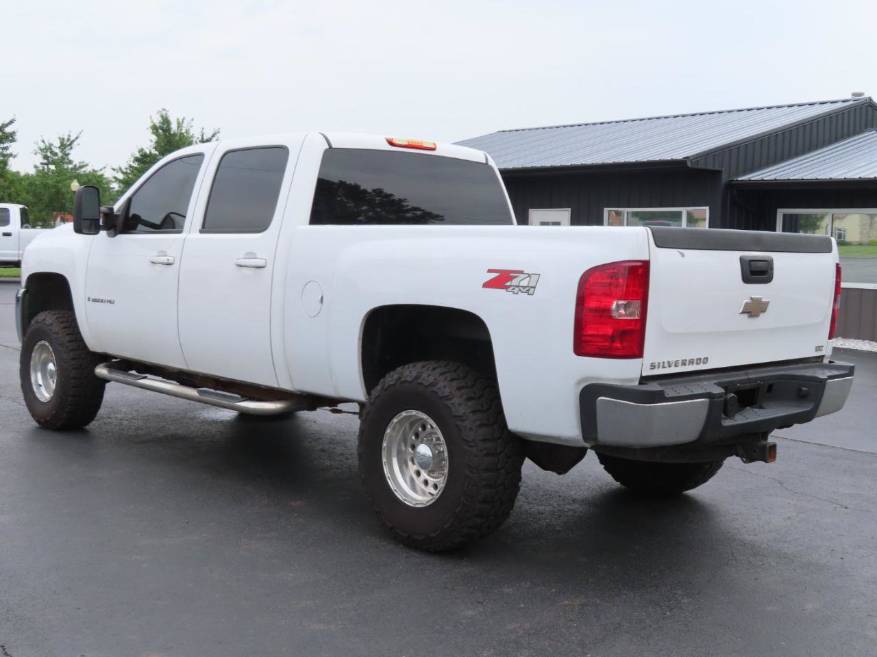 Used 2008 Chevrolet Silverado 2500 LTZ w/ Suspension Package, Off-Road AWD/4WD image 4