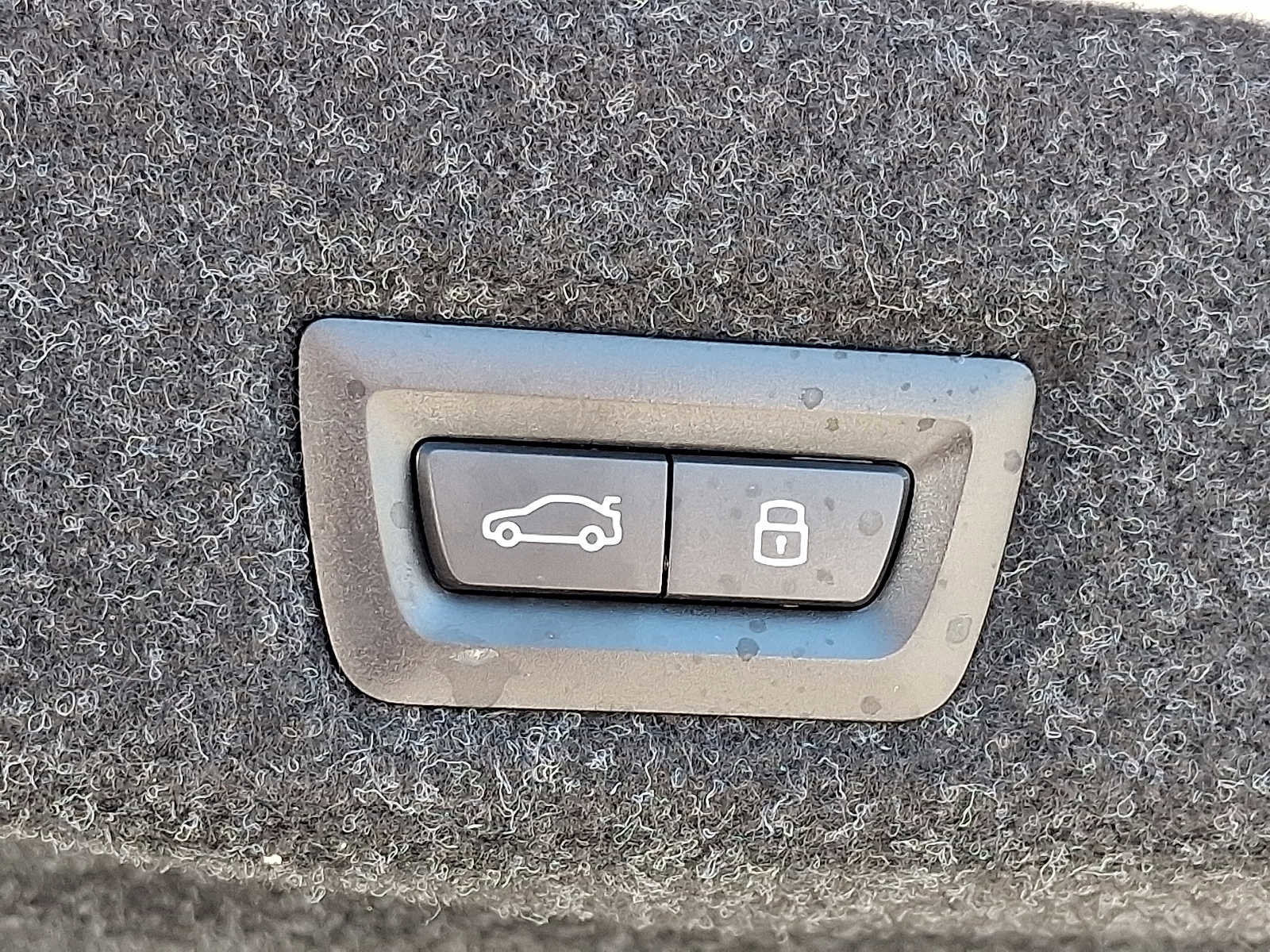 Used 2024 BMW i5 eDrive40i w/ Premium Package image 30