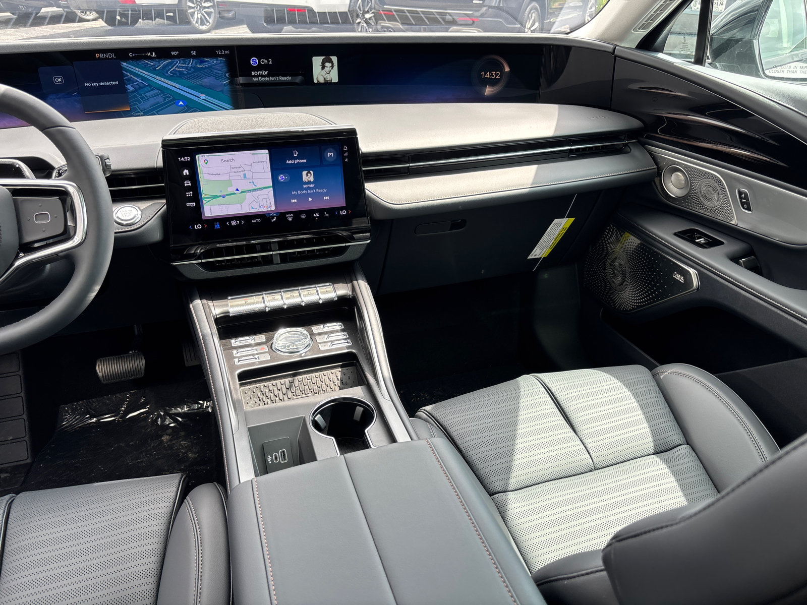 New 2026 Lincoln Nautilus Reserve AWD/4WD image 32