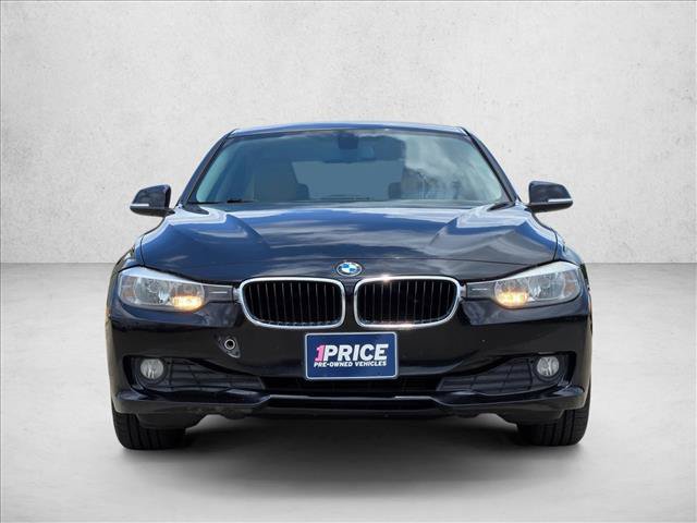 Used 2014 BMW 320i Sedan RWD image 2