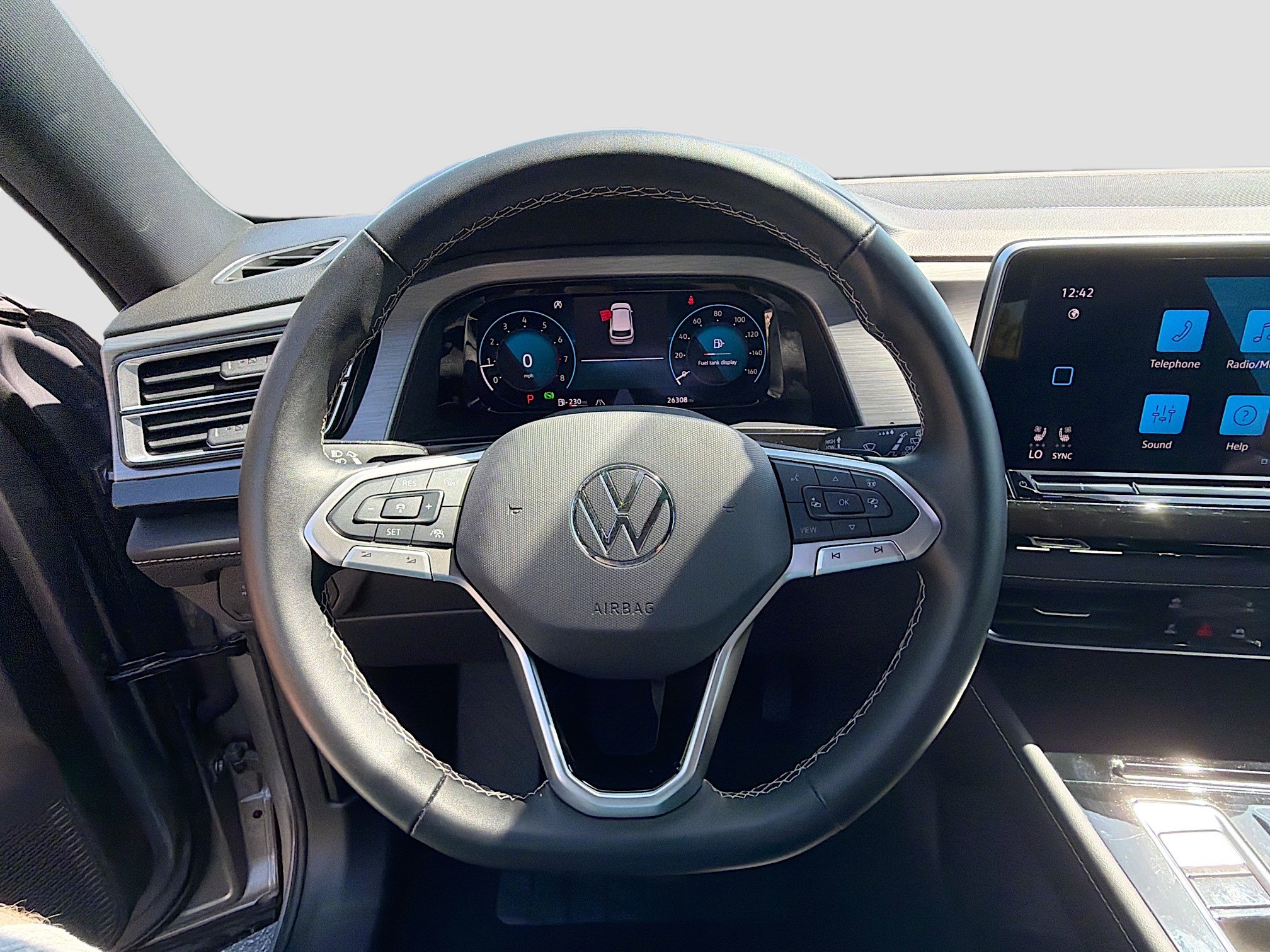 Used 2025 Volkswagen Atlas Cross Sport SE image 37