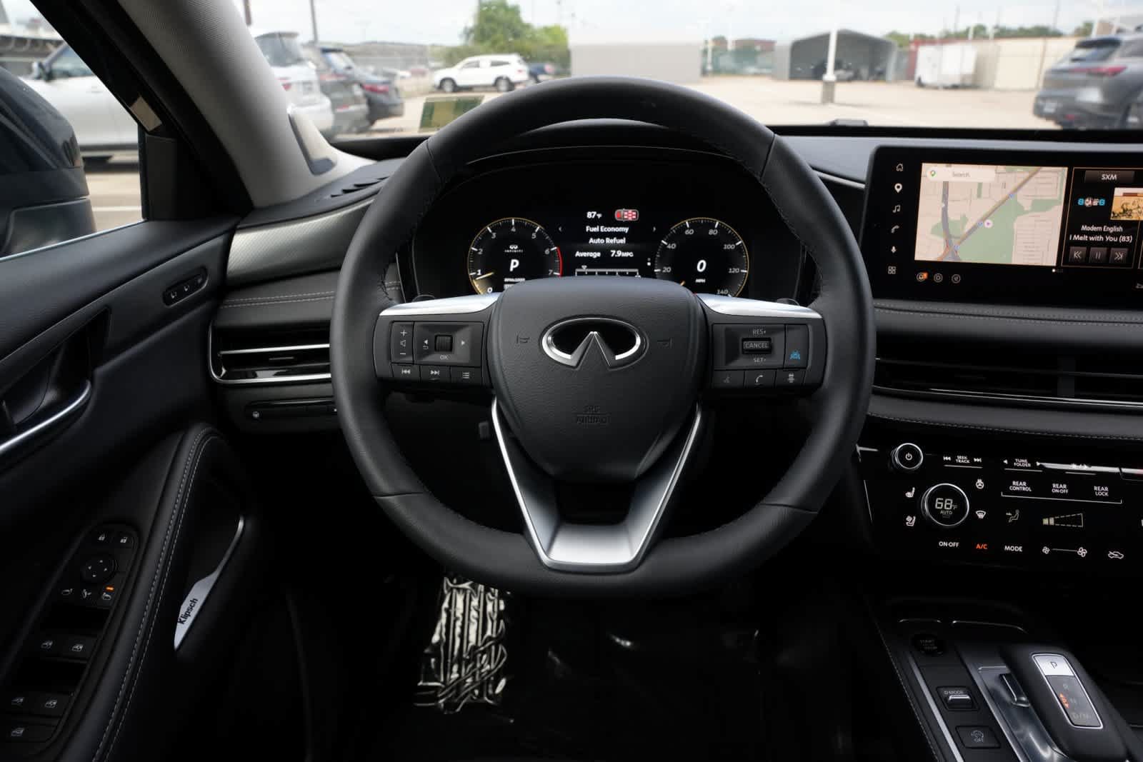 Certified 2027 INFINITI QX60 Luxe w/ Cargo Package FWD image 9