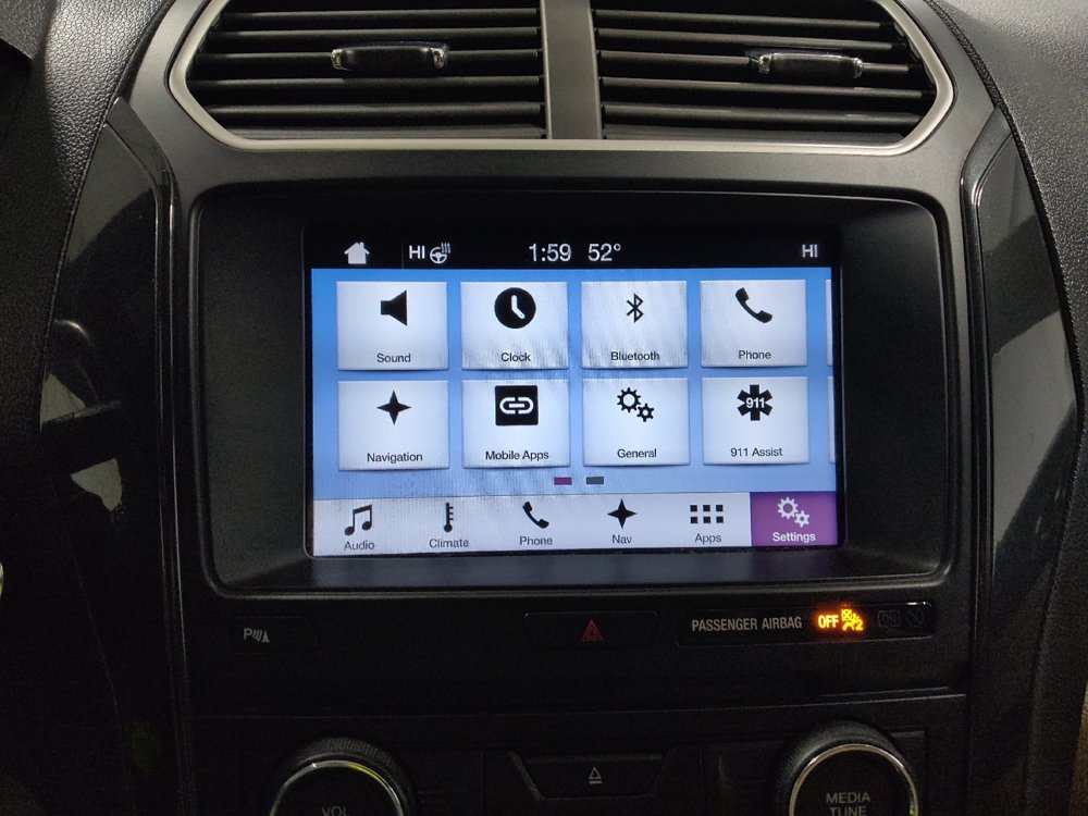 Used 2017 Ford Explorer XLT w/ Equipment Group 202A image 25