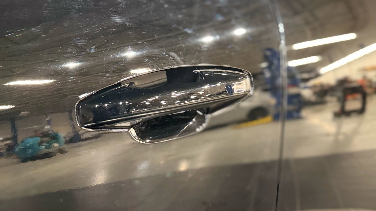 Used 2020 Volvo XC40 T5 Momentum image 18