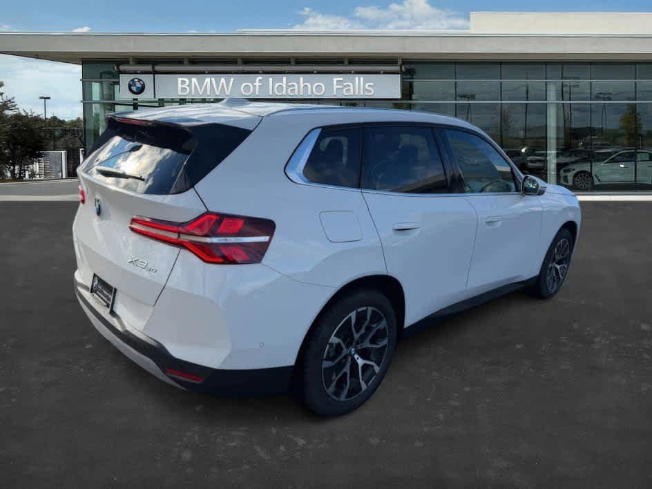 New 2026 BMW X3 xDrive30 w/ Premium Package AWD/4WD image 7