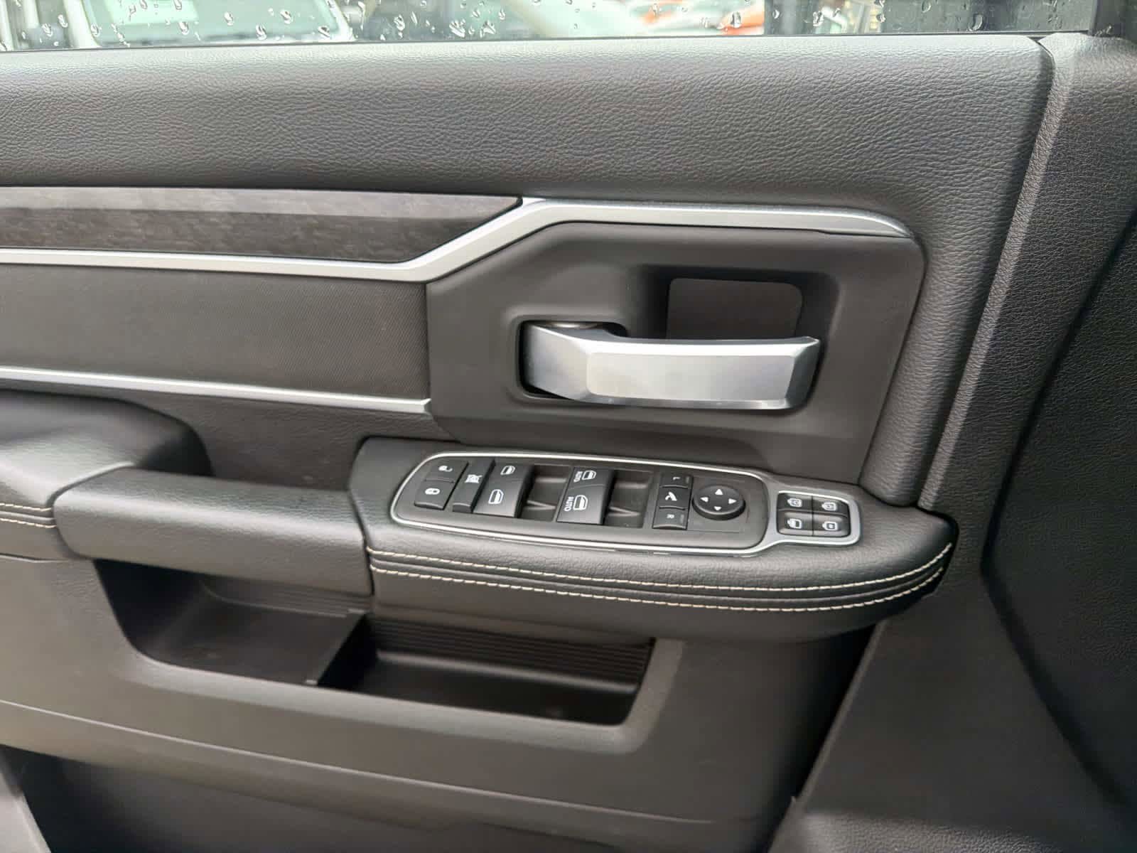 Used 2024 RAM 3500 Big Horn image 18