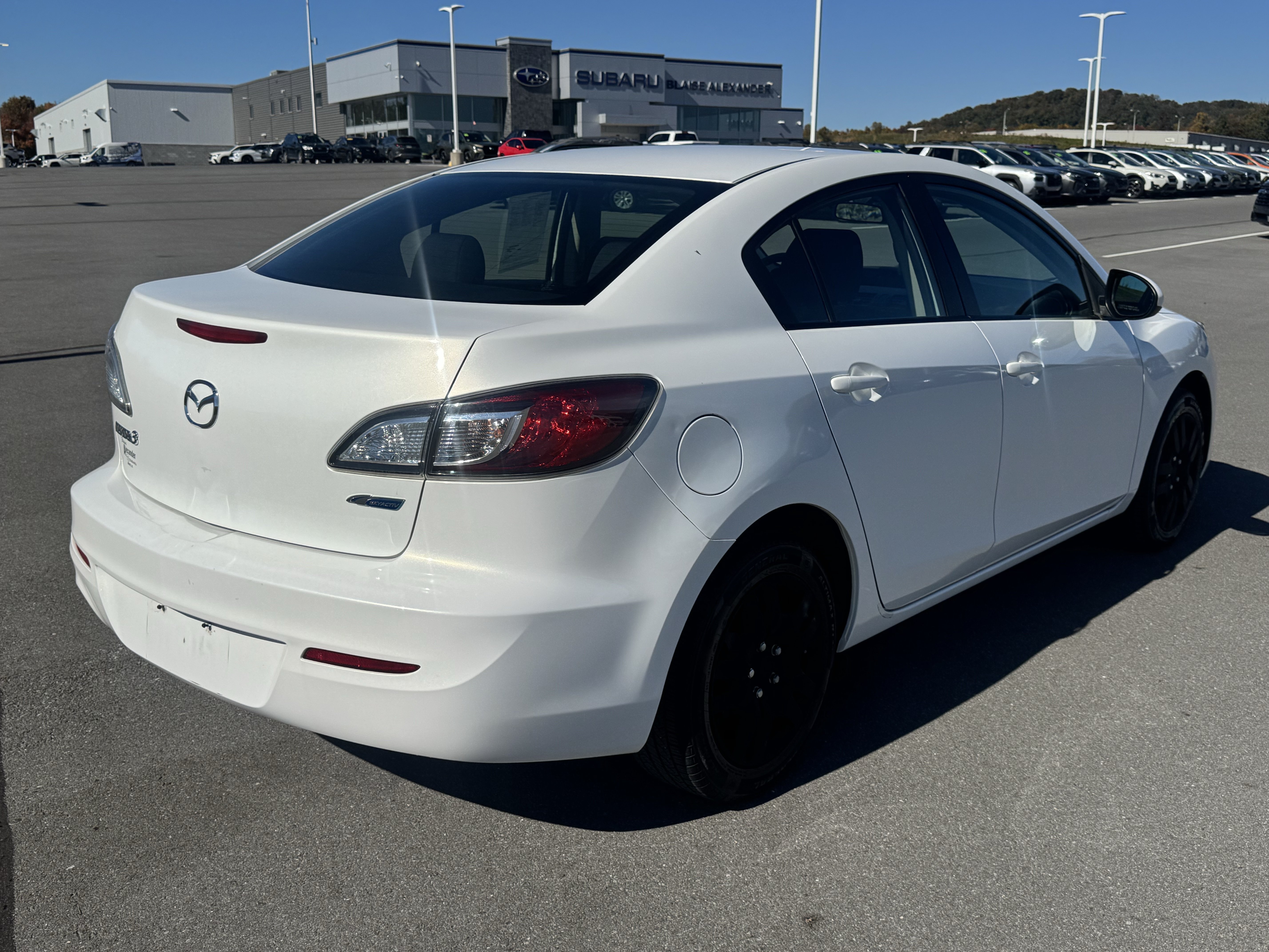 Used 2013 MAZDA MAZDA3 i Sport FWD image 8