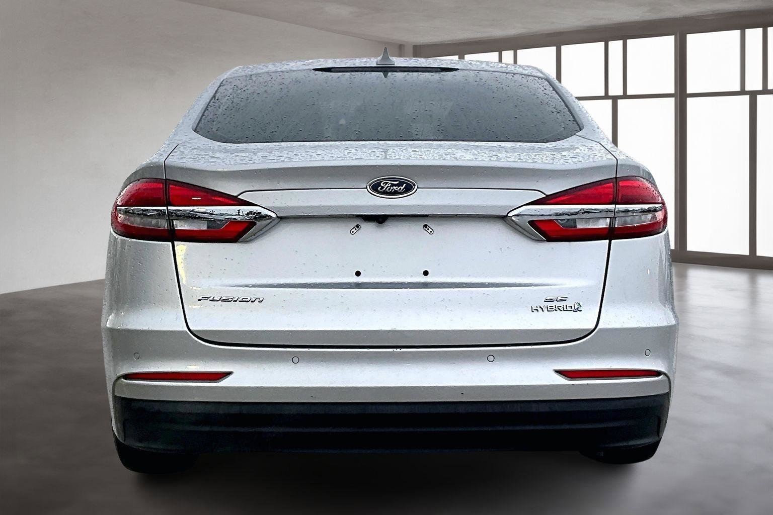 Used 2019 Ford Fusion SE image 5