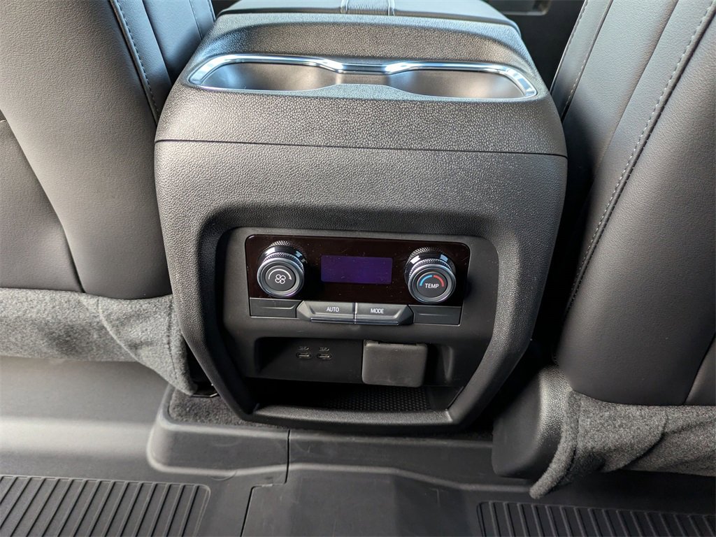 New 2026 Buick Enclave Sport Touring image 11