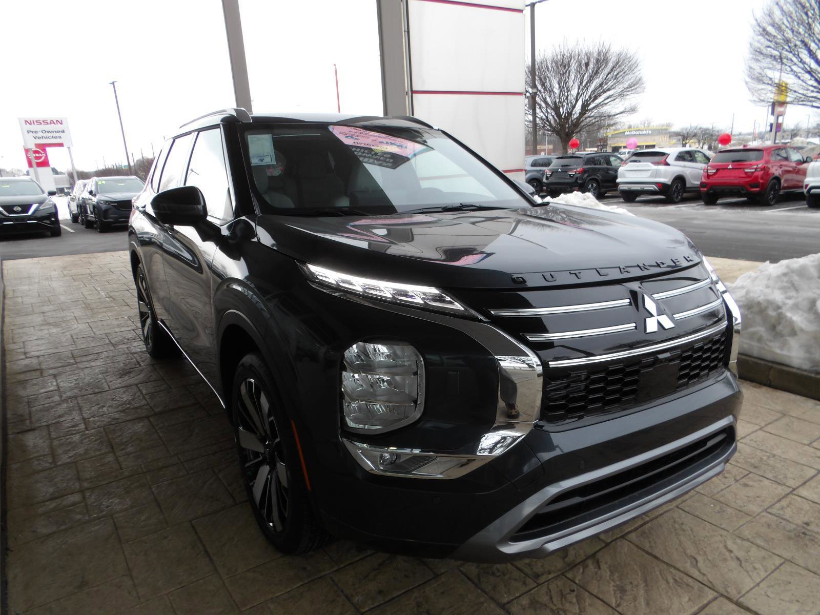 New 2026 Mitsubishi Outlander SEL AWD/4WD image 3