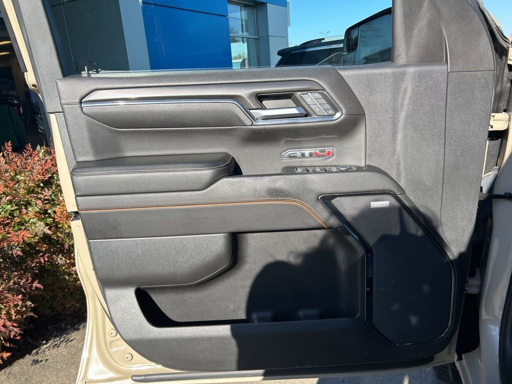 Used 2022 GMC Sierra 1500 AT4 w/ AT4 Preferred Package image 18