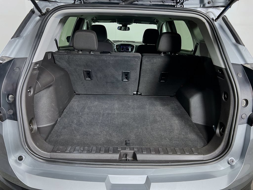 Used 2024 GMC Terrain SLE FWD image 23