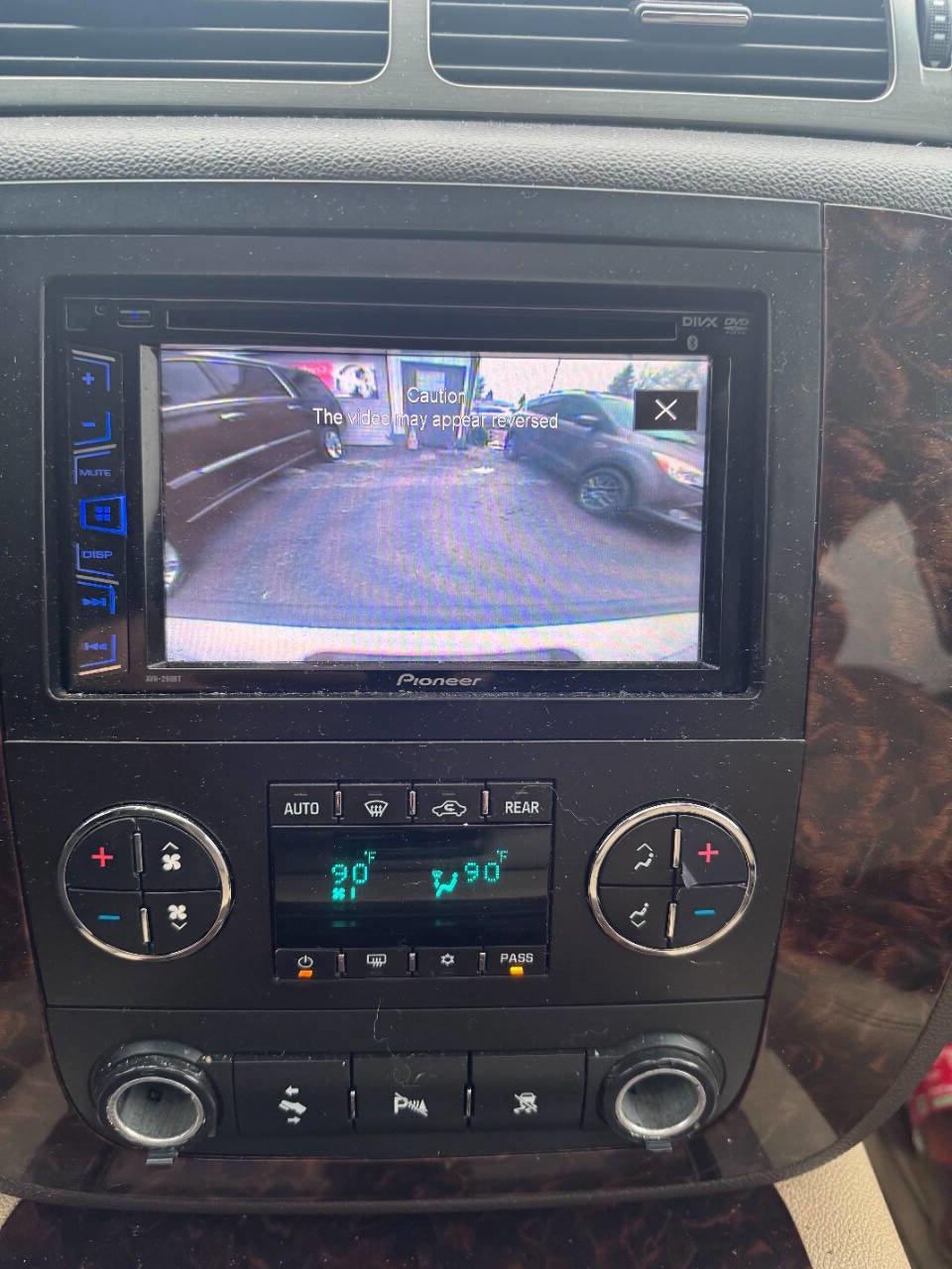 Used 2009 GMC Yukon XL Denali AWD/4WD image 18