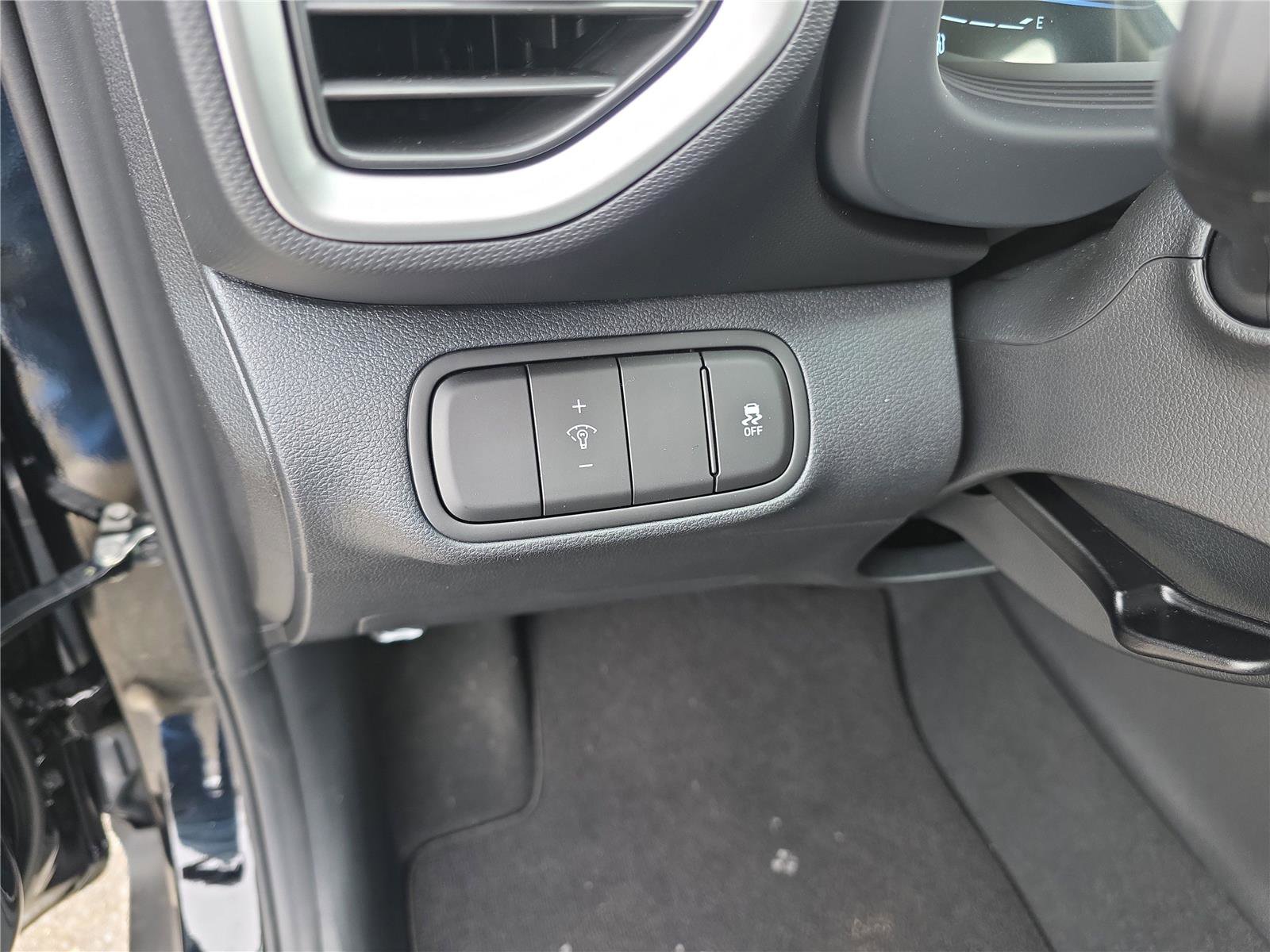 New 2026 Hyundai Venue SEL image 12