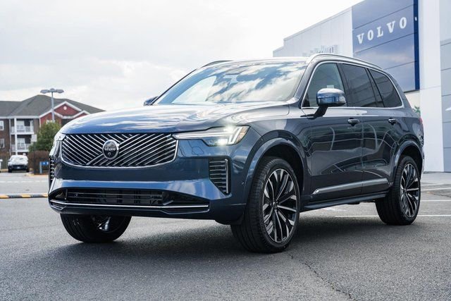 New 2026 Volvo XC90 B6 Ultra image 3
