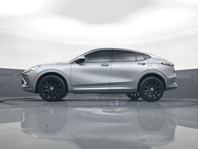 Used 2025 Buick Envista Avenir FWD image 28