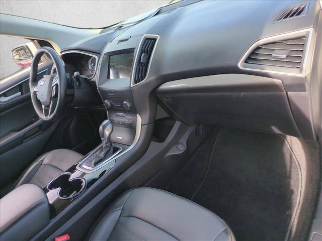 Used 2018 Ford Edge SEL w/ Equipment Group 201A FWD image 22