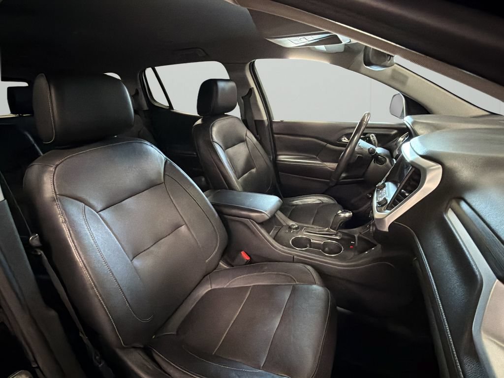 Used 2017 GMC Acadia SLT AWD/4WD image 30
