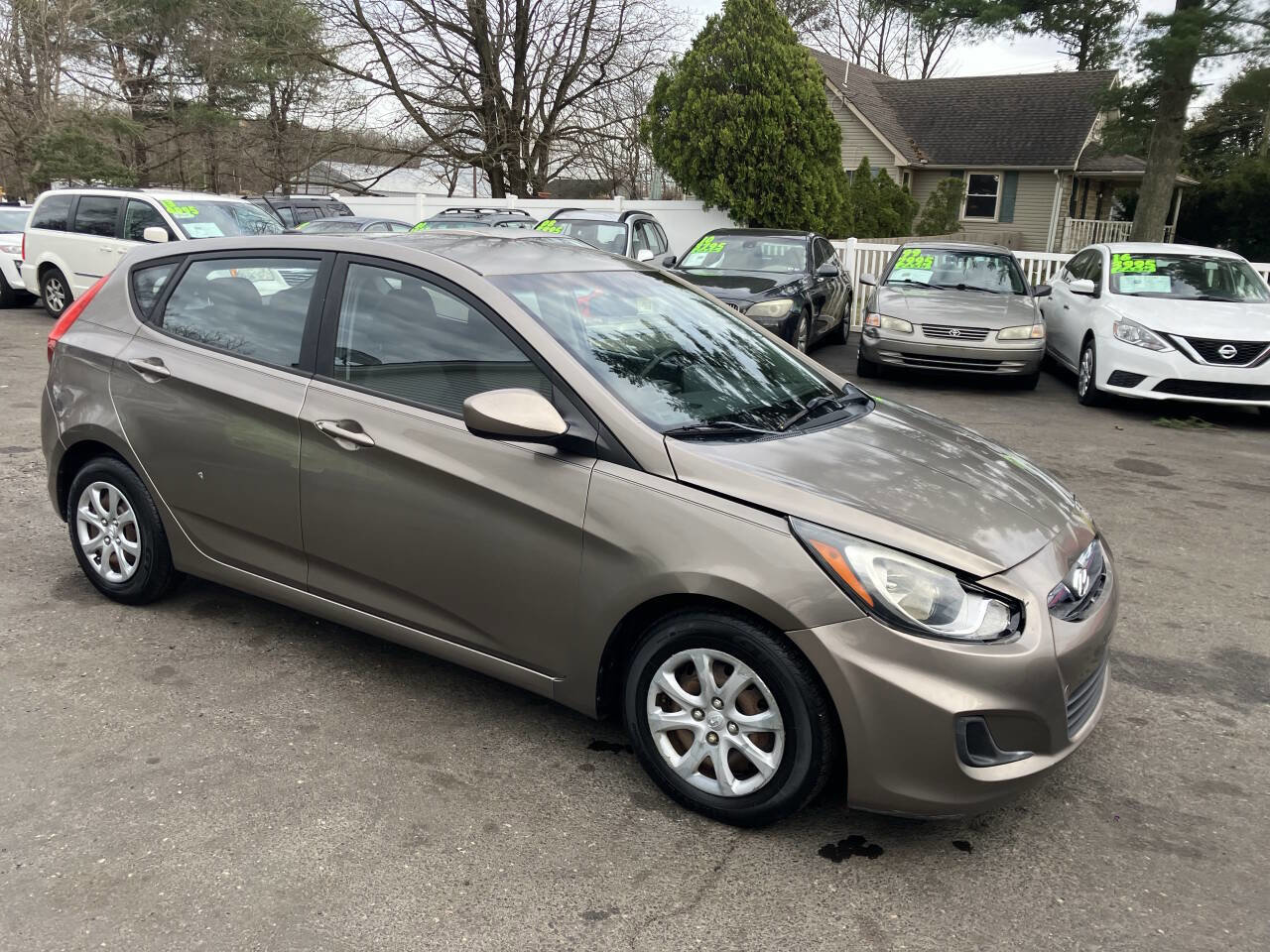 Used 2014 Hyundai Accent GS image 4