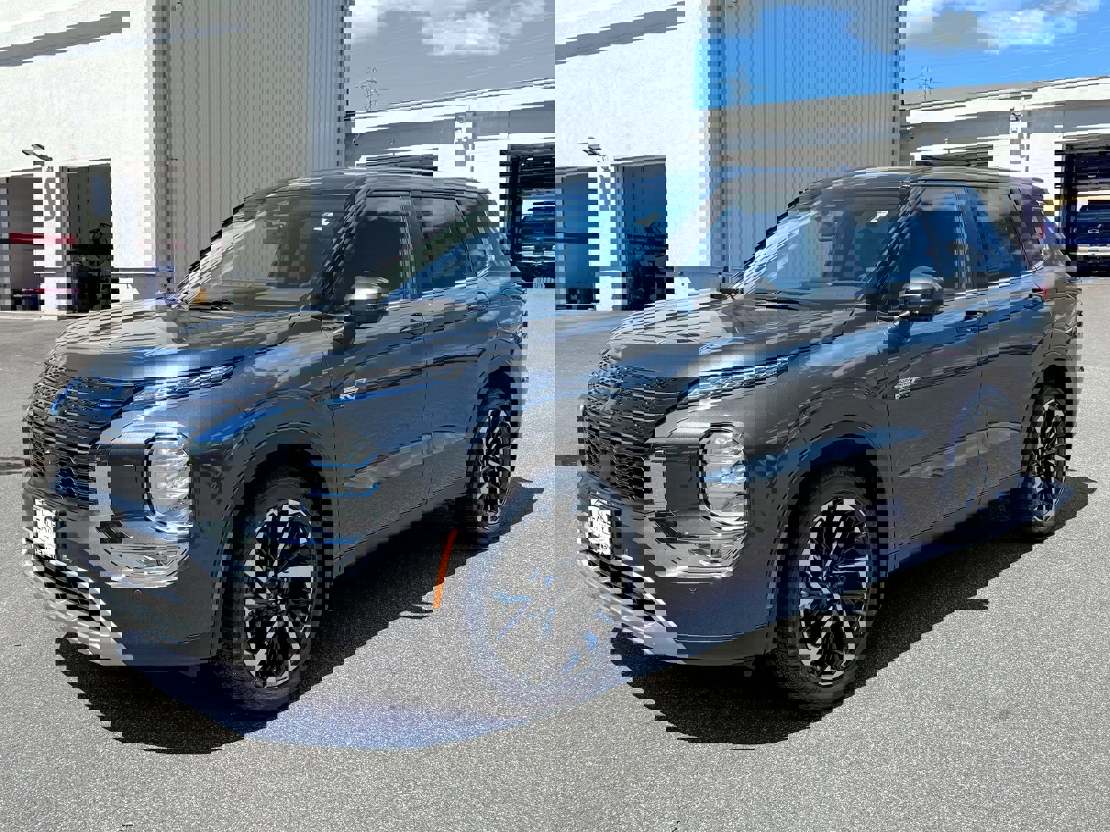 New 2025 Mitsubishi Outlander 4WD Plug-In Hybrid image 5