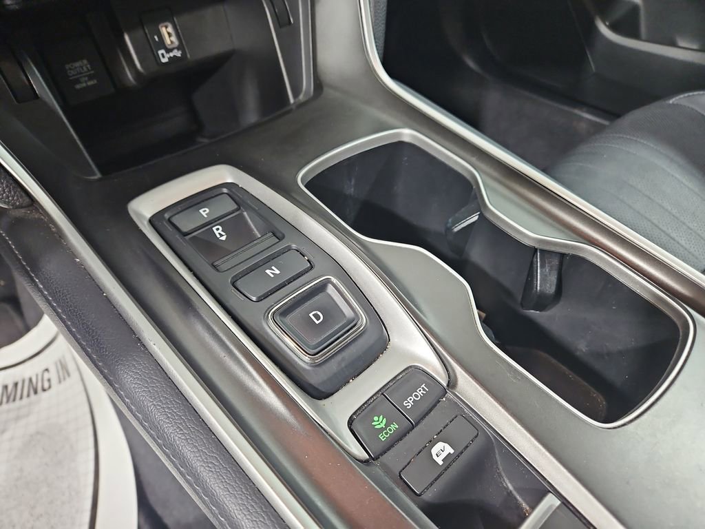 Used 2018 Honda Accord Touring image 24