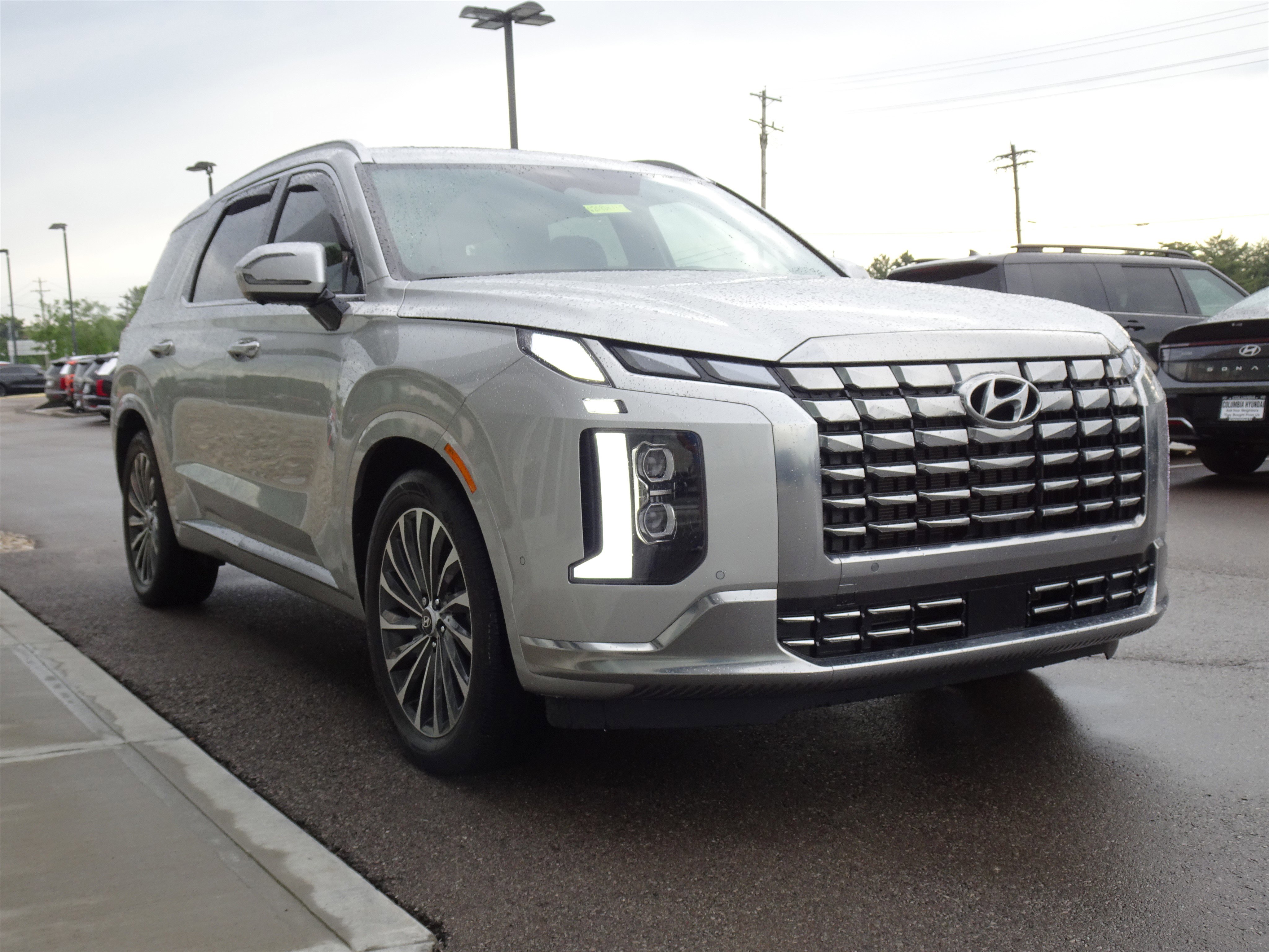 Used 2024 Hyundai Palisade Calligraphy AWD/4WD image 6