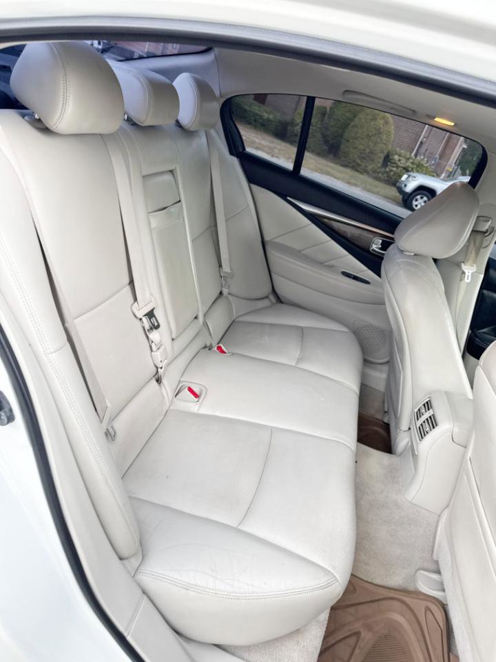 Used 2015 INFINITI Q50 Premium w/ Deluxe Touring Package AWD/4WD image 15