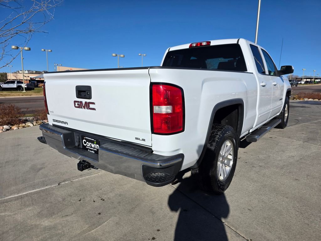 Used 2017 GMC Sierra 1500 SLE w/ SLE Value Package image 9