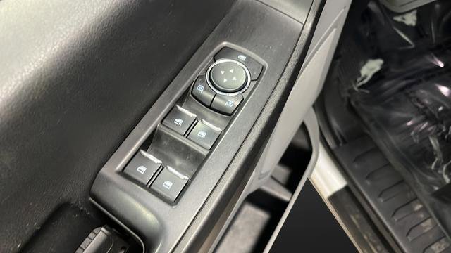 Used 2023 Ford F250 XL w/ Camper Package image 21