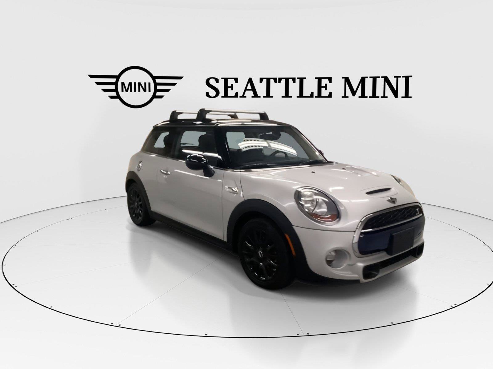 Used 2018 MINI Cooper S FWD image 2