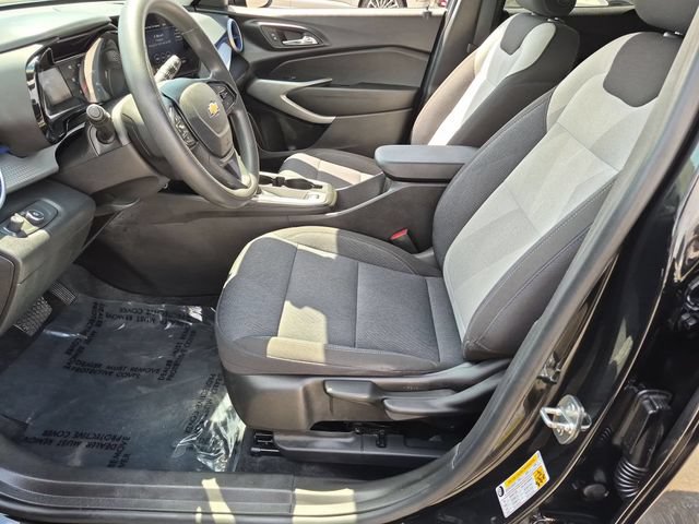 Used 2024 Chevrolet Trax LS FWD image 13