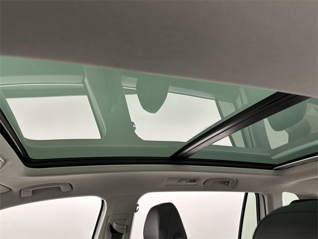 Used 2019 Volkswagen Tiguan SEL image 22