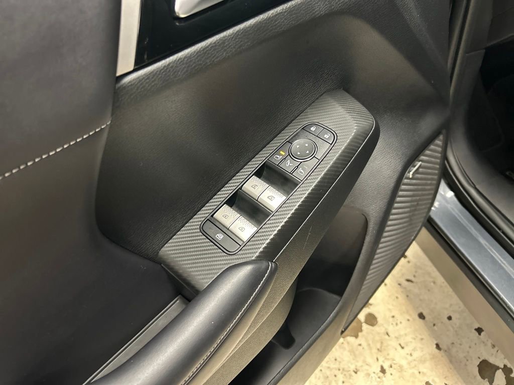 Used 2025 Mitsubishi Outlander SE AWD/4WD image 14