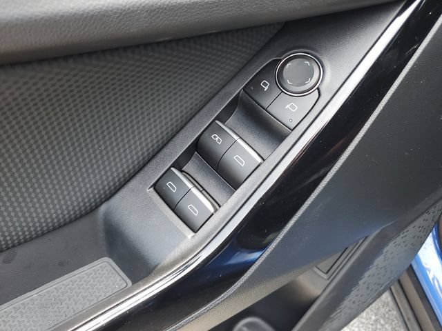 New 2026 Chevrolet Equinox RS w/ Convenience Package III FWD image 23