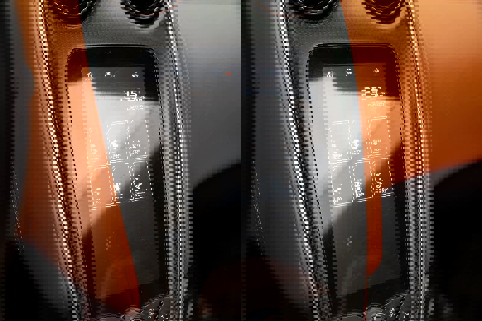 Used 2018 McLaren 570S Spider image 16