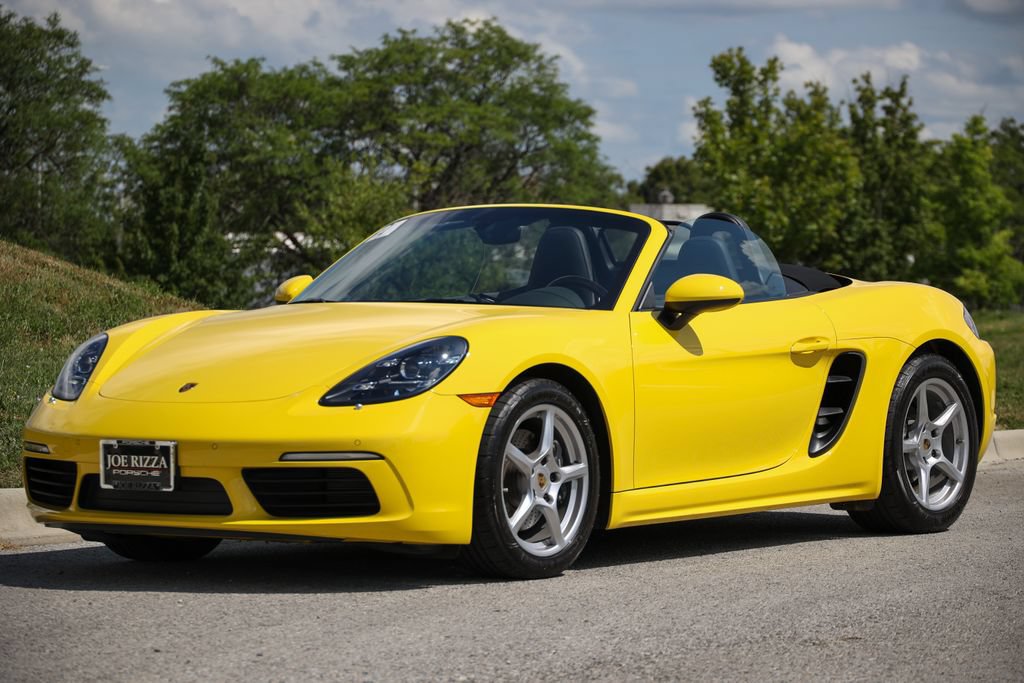 Certified 2024 Porsche 718 Boxster RWD image 37
