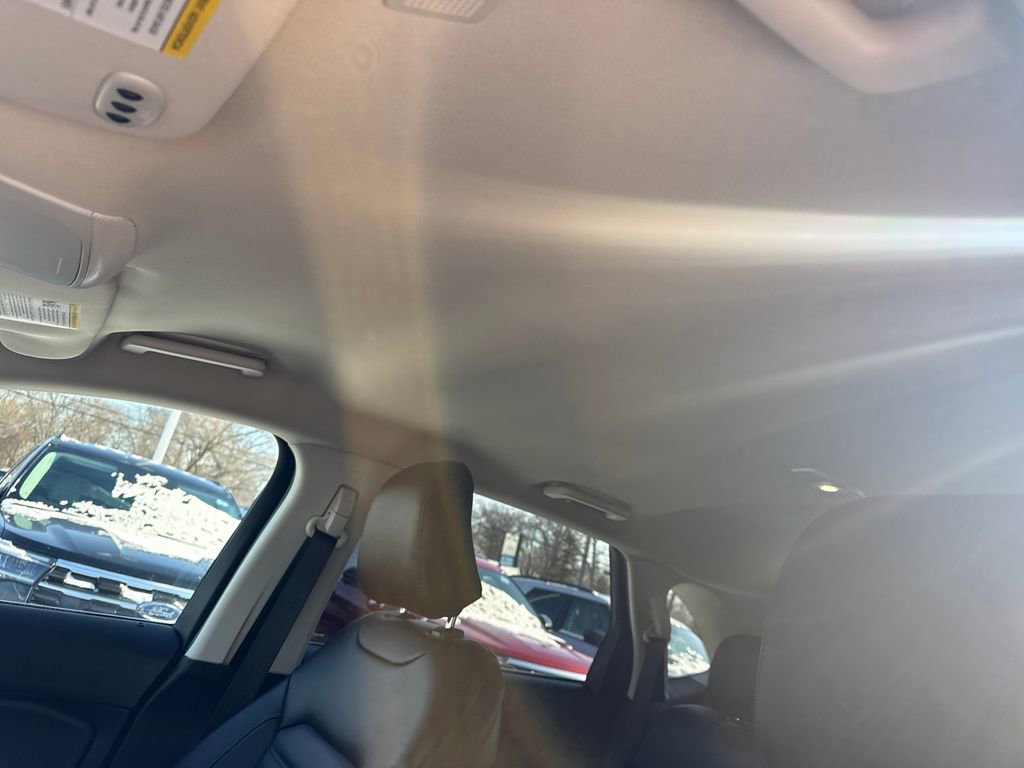 Used 2024 Ford Edge SEL w/ Convenience Package image 24