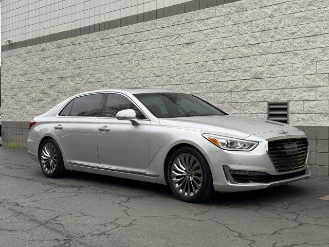 Used 2018 Genesis G90 5.0 Ultimate RWD image 4