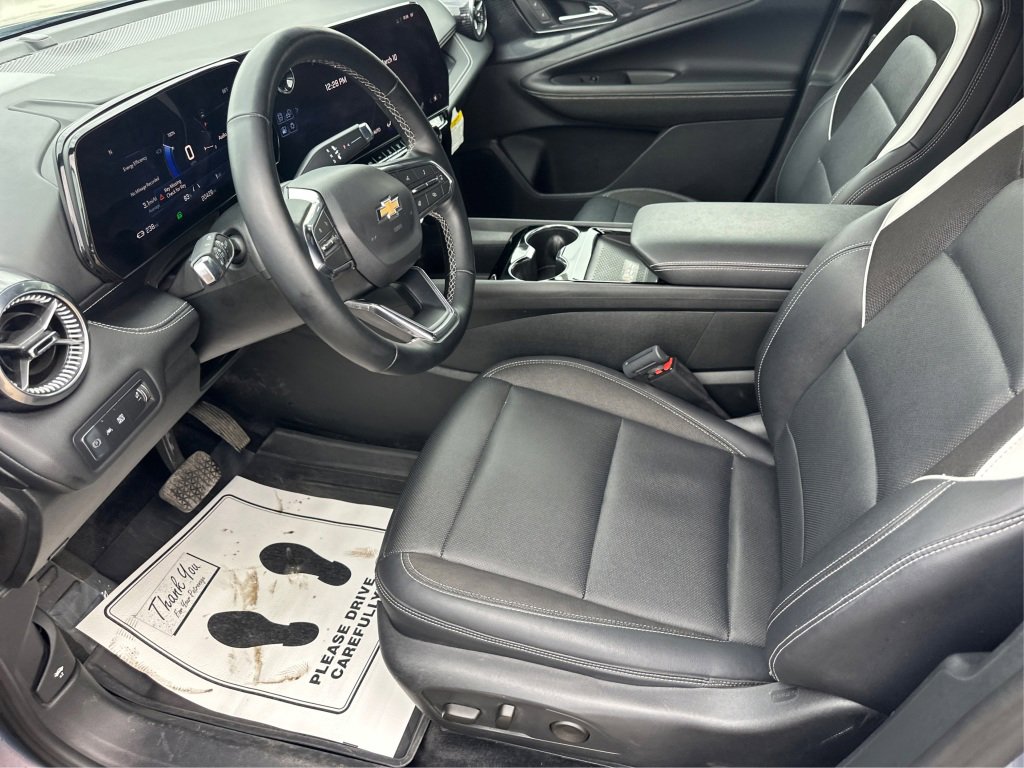 Used 2025 Chevrolet Blazer EV LT image 11