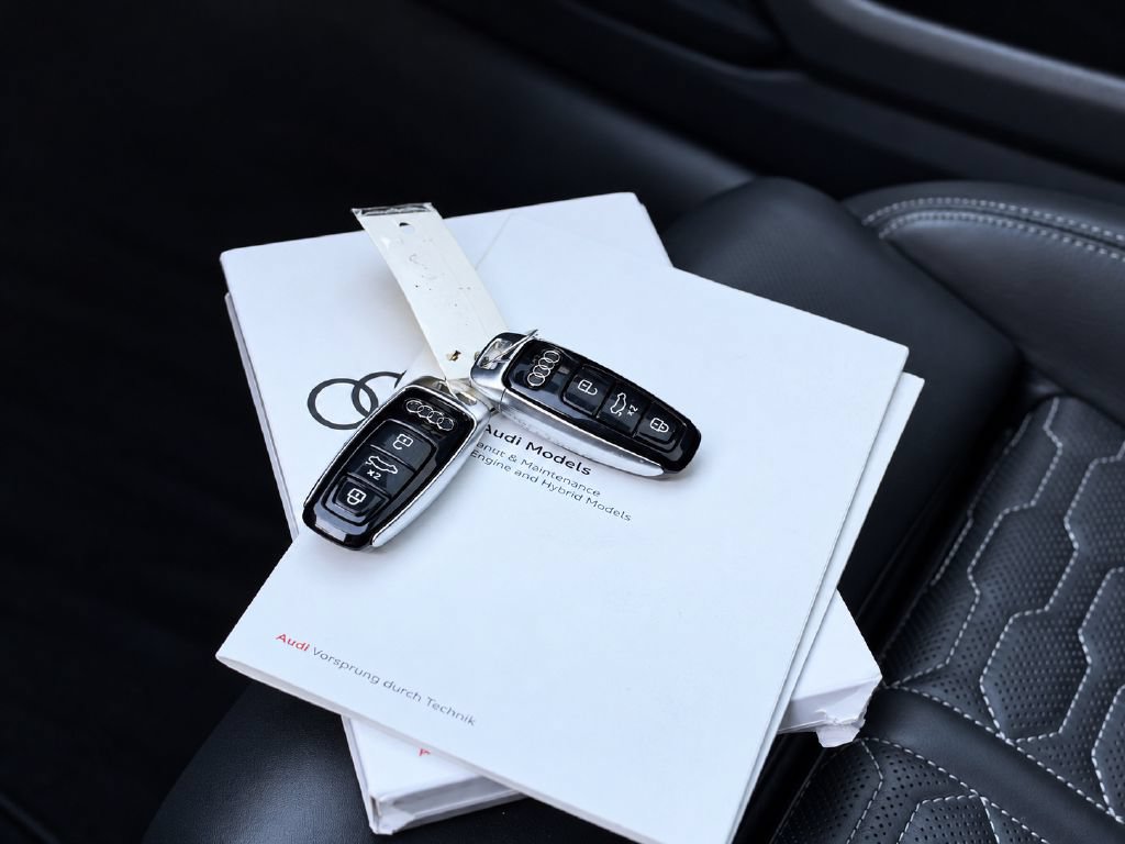Used 2021 Audi RS 7 Sportback w/ Black Optic Package AWD/4WD image 31