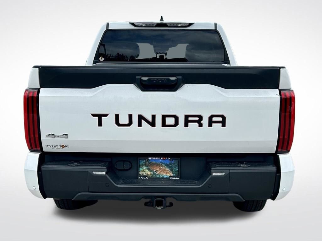 Used 2022 Toyota Tundra SR5 w/ SR5 Convenience Package AWD/4WD image 6
