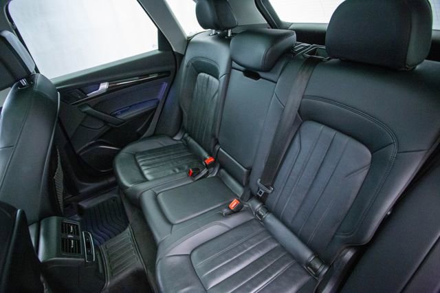 Used 2020 Audi Q5 2.0T Premium Plus w/ Premium Plus Package AWD/4WD image 25