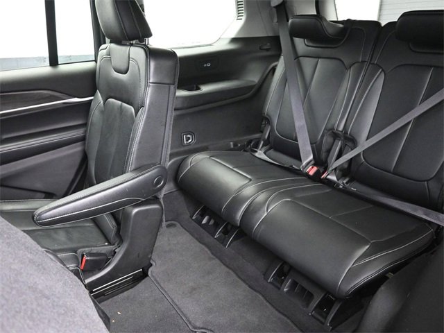 Used 2022 Jeep Grand Cherokee L Limited image 27