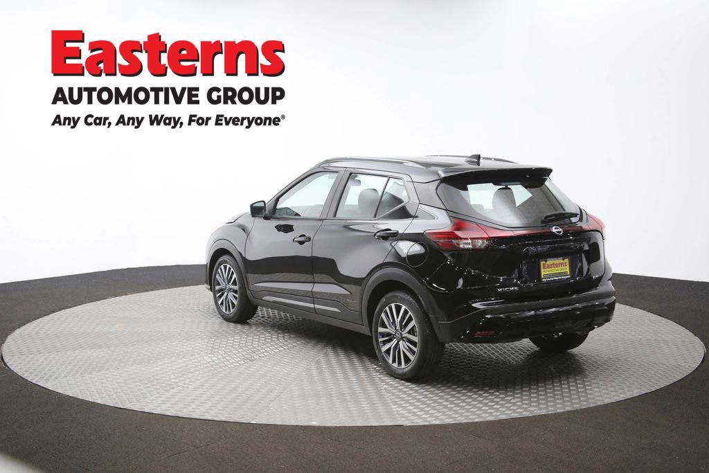 Used 2024 Nissan Kicks SR image 64