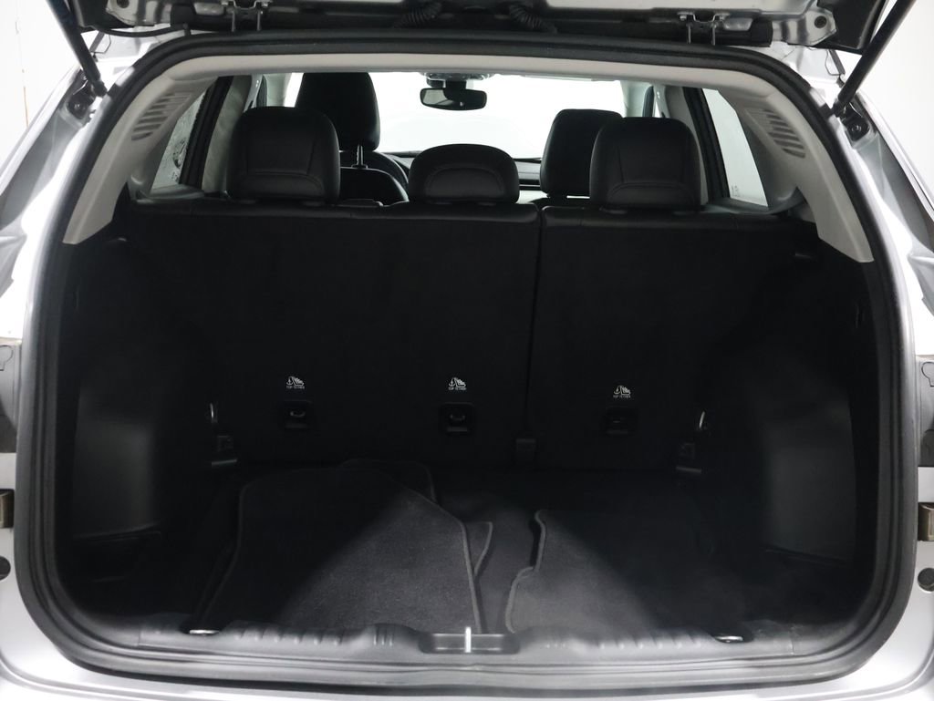 Used 2022 Jeep Compass Limited image 4