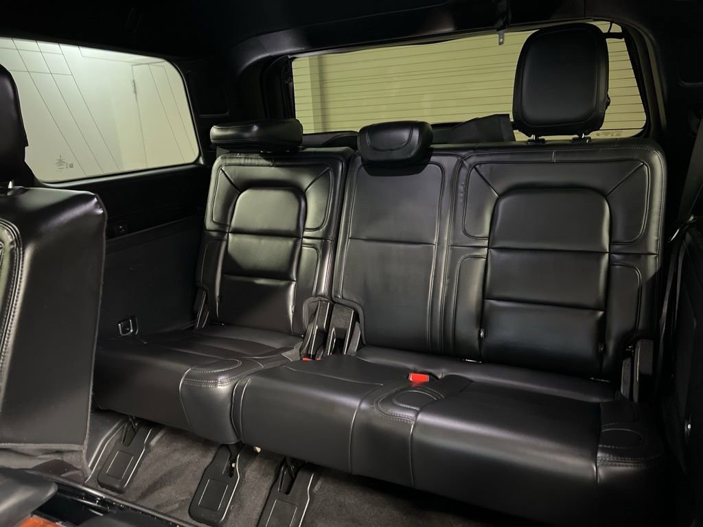 Used 2020 Lincoln Navigator Reserve w/ Equipment Group 208A Reserve image 32