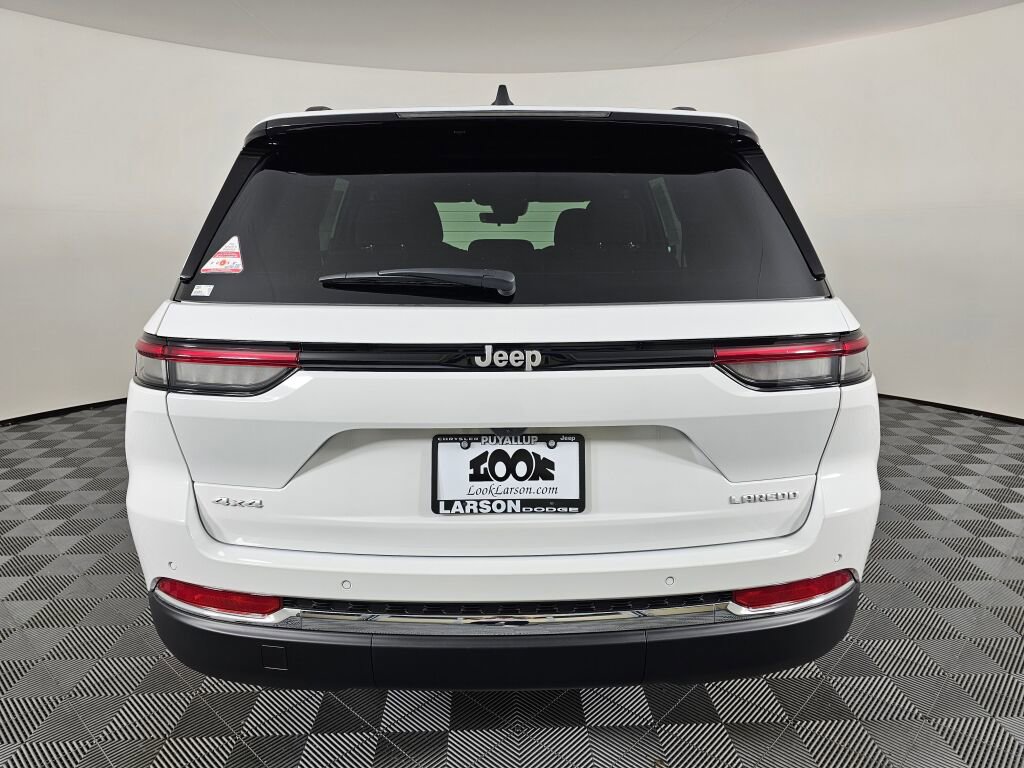 New 2025 Jeep Grand Cherokee Laredo X w/ Trailer Tow Package image 5