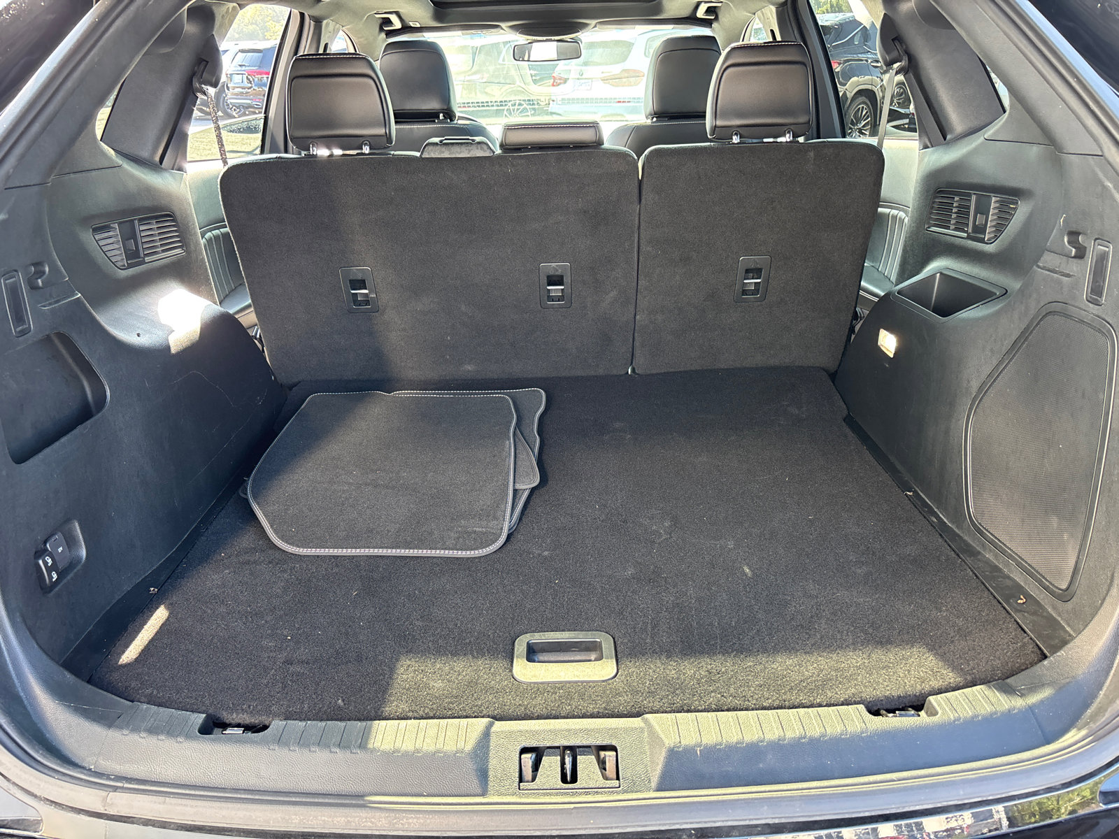 Used 2020 Ford Edge ST w/ Equipment Group 401A image 9