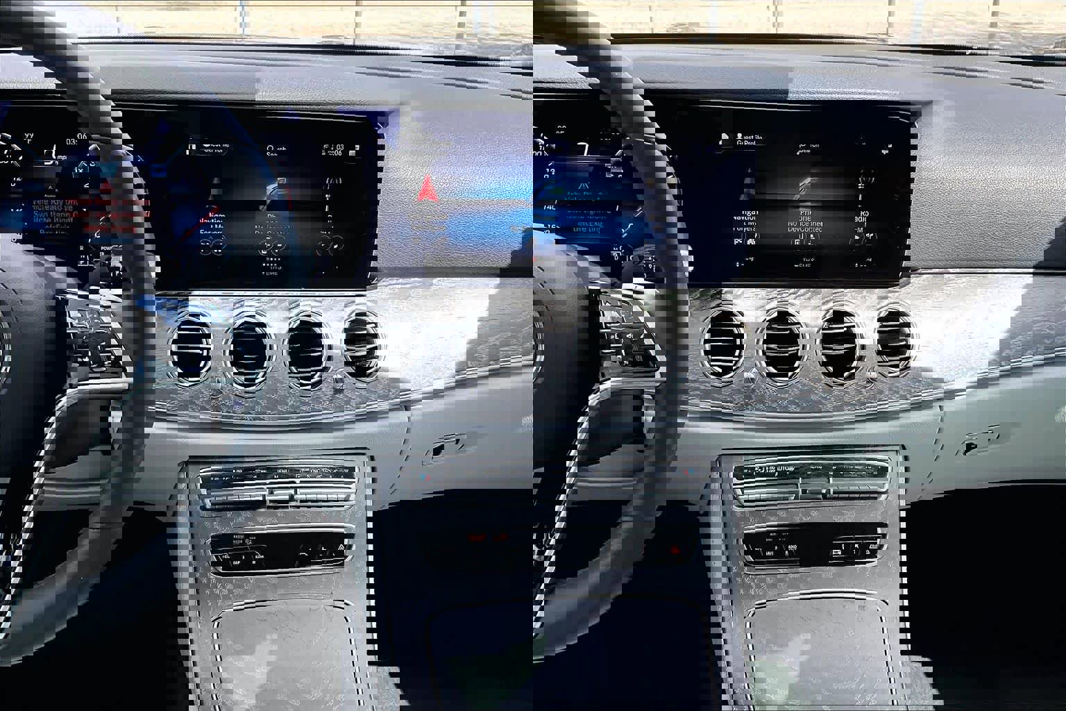 Used 2021 Mercedes-Benz E 450 4MATIC Sedan image 7