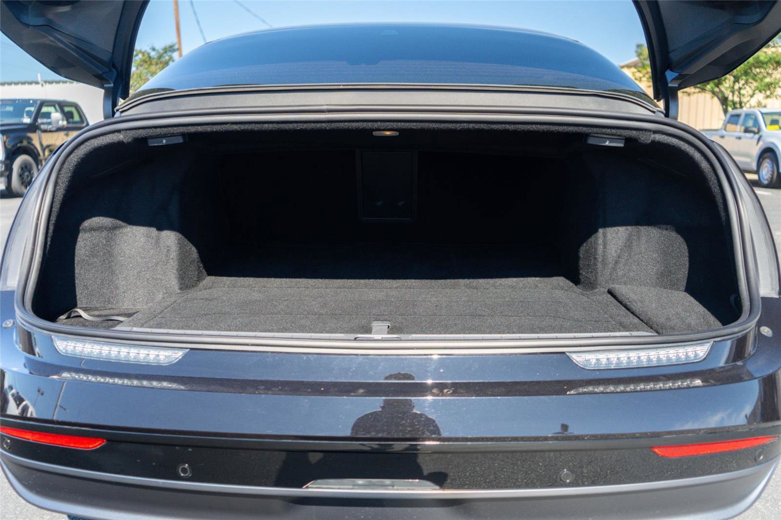 Used 2025 Lucid Air Touring image 26